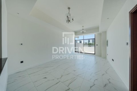 Вилла с 4 спальнями в District 11, ОАЭ №225708 4