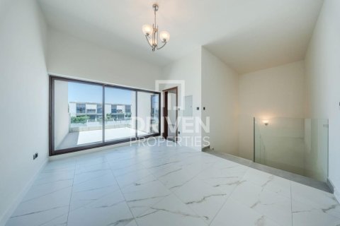 Вилла с 4 спальнями в District 11, ОАЭ №225708 6