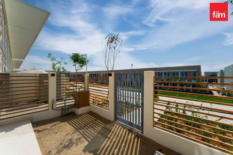 Townhouse de 2 dormitorios en Dubai, UAE No. 159786 8
