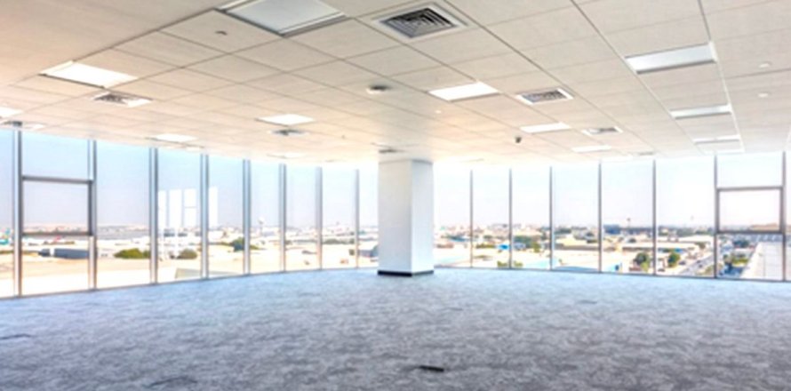 Office de 76m² en Umm Ramool, UAE No. 205554