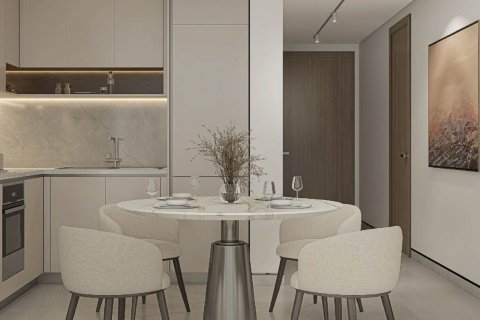 Studio Apartment in Dubai, UAE No. 110369 5