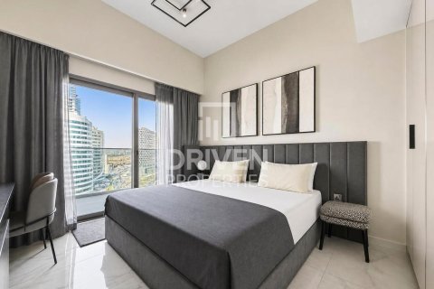 Apartment de 2 dormitorios en MAG 318, UAE No. 215004 9