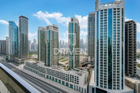 Apartment de 2 dormitorios en MAG 318, UAE No. 215004 16