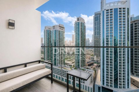 Apartment de 2 dormitorios en MAG 318, UAE No. 215004 15