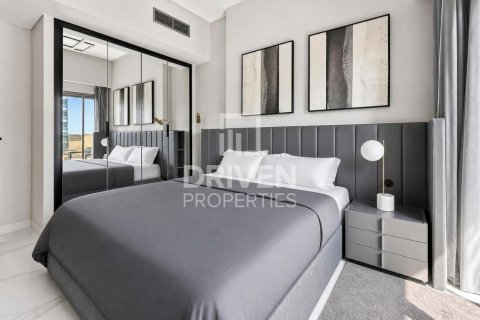 Apartment de 2 dormitorios en MAG 318, UAE No. 215004 6