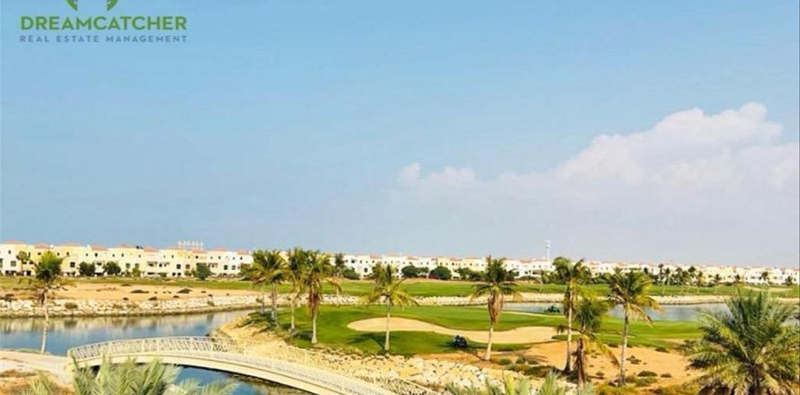 Вилла с 5 спальнями в Al Hamra Village, ОАЭ №75677