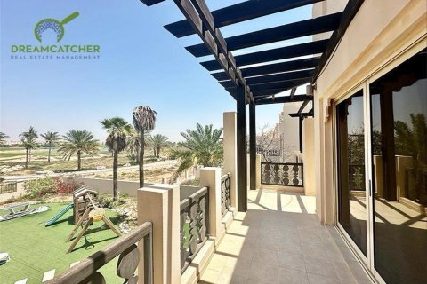 Вилла с 5 спальнями в Al Hamra Village, ОАЭ №75677 17