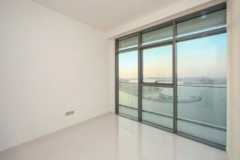 2 bedrooms Apartment in EMAAR Beachfront, UAE No. 212992 9