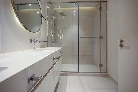 2 bedrooms Apartment in EMAAR Beachfront, UAE No. 212992 14