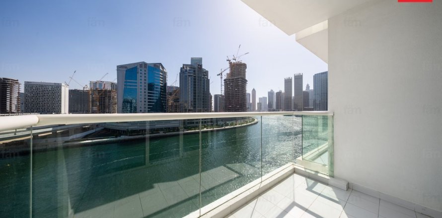 Apartment de 2 dormitorios en Business Bay, UAE No. 213365