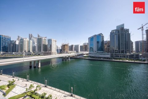 Apartment de 2 dormitorios en Business Bay, UAE No. 213365 20