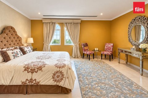 Villa de 5 dormitorios en Jumeirah Park, UAE No. 208150 17