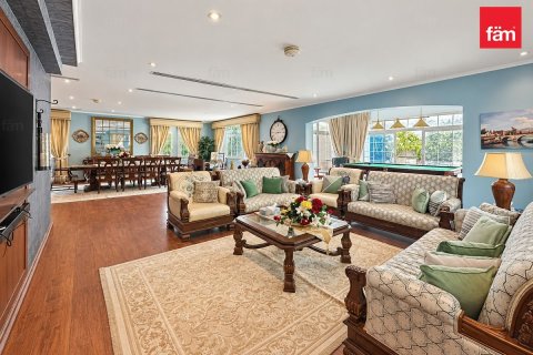 Villa de 5 dormitorios en Jumeirah Park, UAE No. 208150 3