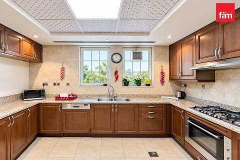 Villa de 5 dormitorios en Jumeirah Park, UAE No. 208150 13