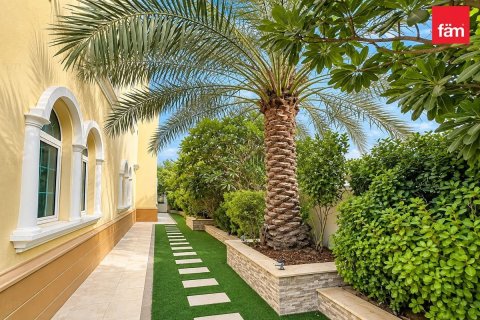 Villa de 5 dormitorios en Jumeirah Park, UAE No. 208150 26