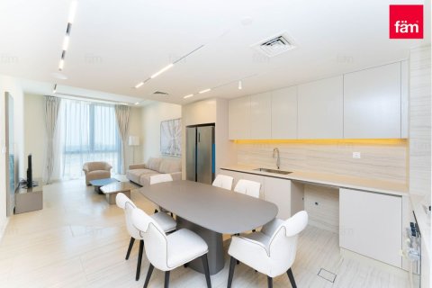 Apartment de 2 dormitorios en City of Arabia, UAE No. 223878 8