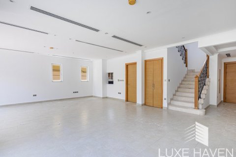 Villa de 4 chambres à Legacy, UAE No. 14767 17