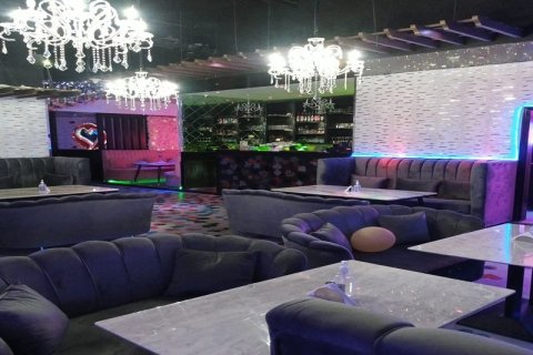 Shop de 224m² en Bay Central, UAE No. 5630 9