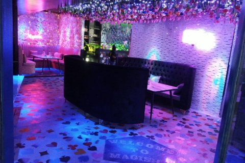 Shop de 224m² en Bay Central, UAE No. 5630 11