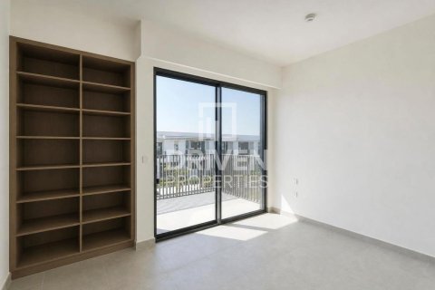 Townhouse de 4 dormitorios en The Valley, UAE No. 214973 12