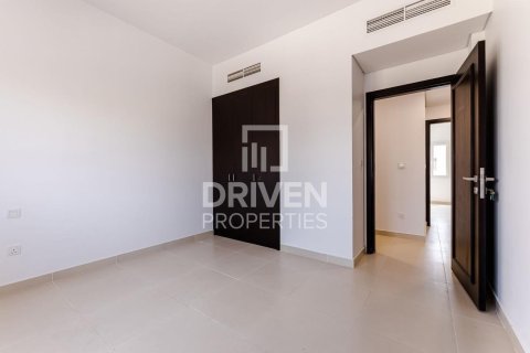 3 bedrooms Villa in Casa Dora, UAE No. 218675 11