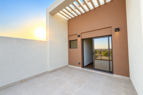 5 bedrooms Townhouse in Golf City, UAE No. 220266 3