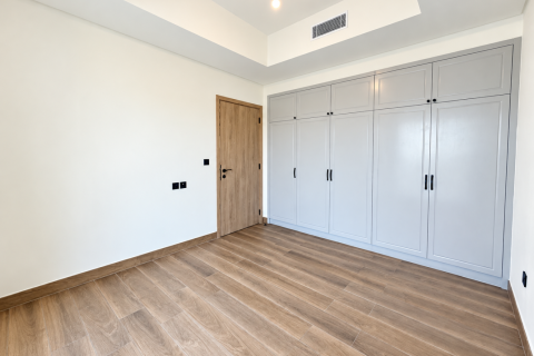5 bedrooms Townhouse in Golf City, UAE No. 220266 17