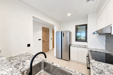 5 bedrooms Townhouse in Golf City, UAE No. 220266 9