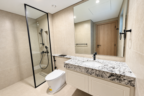 5 bedrooms Townhouse in Golf City, UAE No. 220266 12