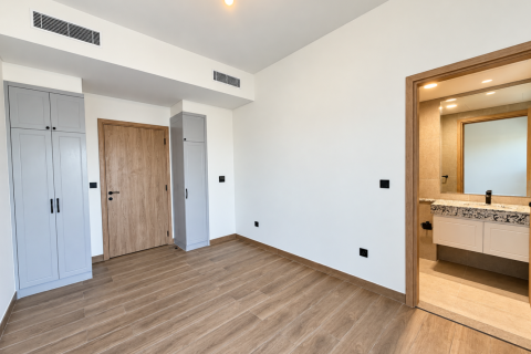 5 bedrooms Townhouse in Golf City, UAE No. 220266 22