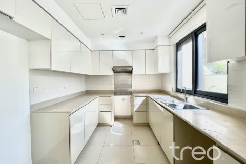 3 bedrooms Villa in Maple 2, UAE No. 220851 7