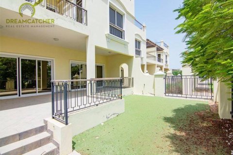 4 bedrooms Townhouse in Al Hamra Village, UAE No. 20230 7