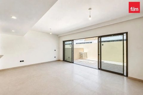 5 bedrooms Townhouse in Dubai, UAE No. 213350 4