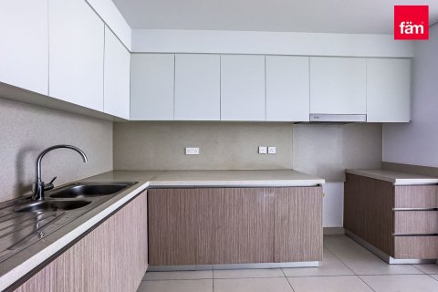 2 bedrooms Apartment in Dubai, UAE No. 167233 11
