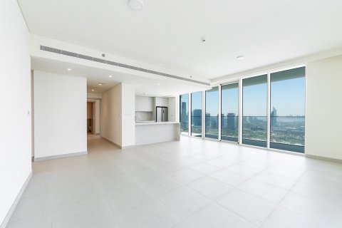 Apartment de 4 dormitorios en EMAAR Beachfront, UAE No. 221635