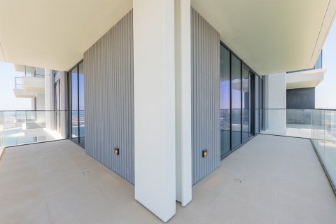 Apartment de 4 dormitorios en EMAAR Beachfront, UAE No. 221635 21