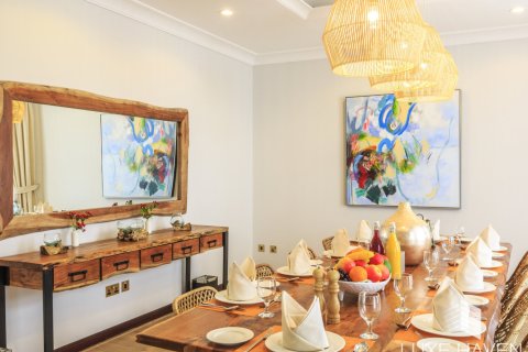 4 غرف نوم فيلا في Garden Homes, الإمارات العربية المتحدة رقم 14921 7