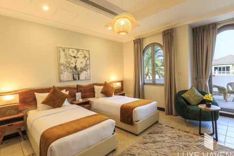 4 غرف نوم فيلا في Garden Homes, الإمارات العربية المتحدة رقم 14921 10