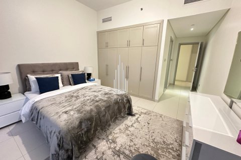 Apartment de 3 dormitorios en Tourist Club Area, UAE No. 20555 13