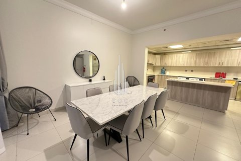 Apartment de 3 dormitorios en Tourist Club Area, UAE No. 20555 16