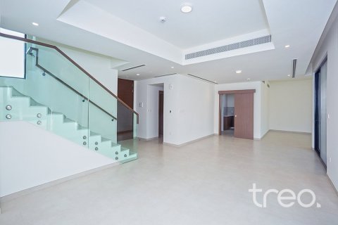 Villa de 5 dormitorios en Caya, UAE No. 222682 3