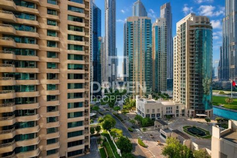 Квартира с 2 спальнями в Boulevard Central Towers, ОАЭ №218701 23