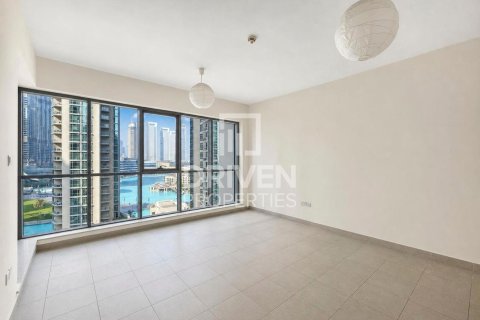 Квартира с 2 спальнями в Boulevard Central Towers, ОАЭ №218701 3