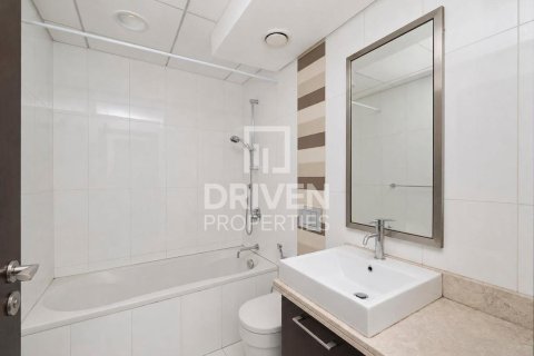 Квартира с 2 спальнями в Boulevard Central Towers, ОАЭ №218701 19