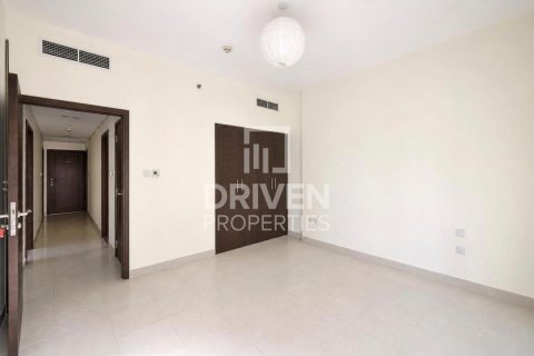 Квартира с 2 спальнями в Boulevard Central Towers, ОАЭ №218701 16