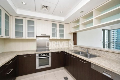 Квартира с 2 спальнями в Boulevard Central Towers, ОАЭ №218701 18