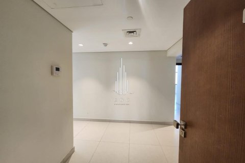 3 bedrooms Apartment in Al Raha Beach, UAE No. 19717 8