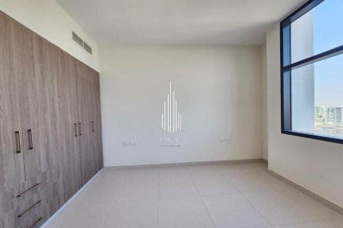 3 bedrooms Apartment in Al Raha Beach, UAE No. 19717 7