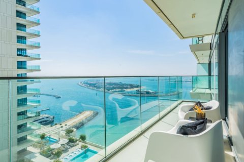 Appartement de 2 chambres à EMAAR Beachfront, UAE No. 196740