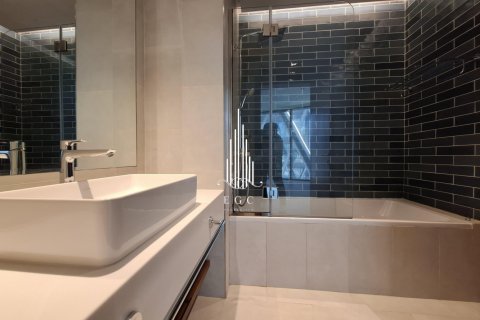 Apartment de 2 dormitorios en Tourist Club Area, UAE No. 37560 18